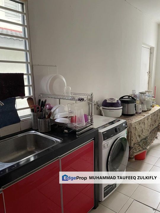 Renovated End Lot 2 Storey Taman Mutiara Indah, Partial Furnished House, Selangor, Puchong