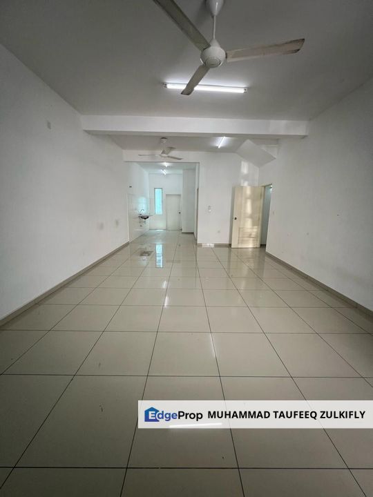 Double Storey Terrace Tiara Sendayan, Jalan Labu Seremban, For Rent for