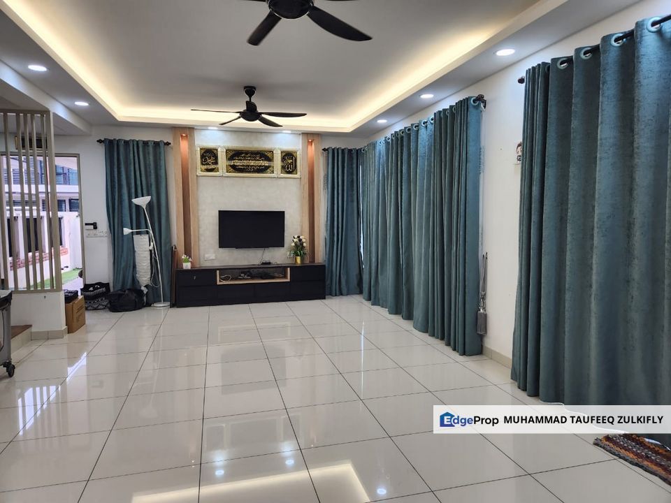 Partial Furnished End Lot 2 Storey Elmina Valley 4 Near Denai Alam, Selangor, Shah Alam