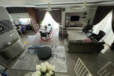 Laman Delfina @ Nilai Impian