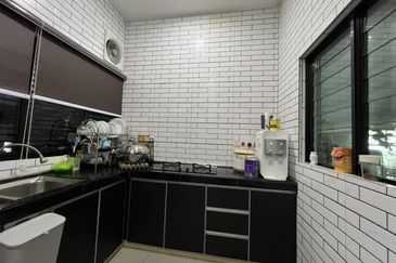 Laman Delfina @ Nilai Impian