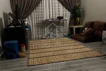 Laman Delfina @ Nilai Impian