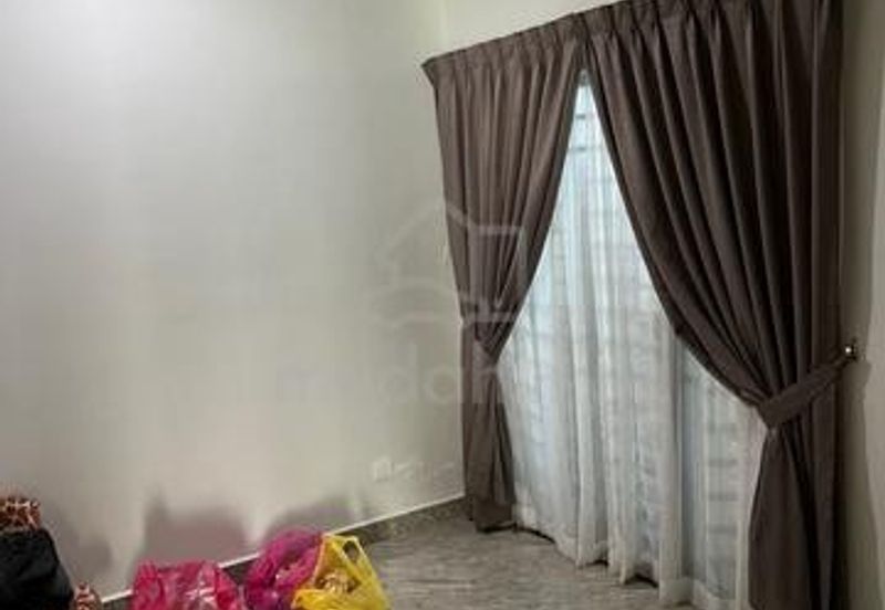 Laman Delfina @ Nilai Impian