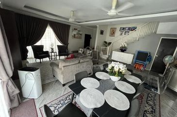 Laman Delfina @ Nilai Impian