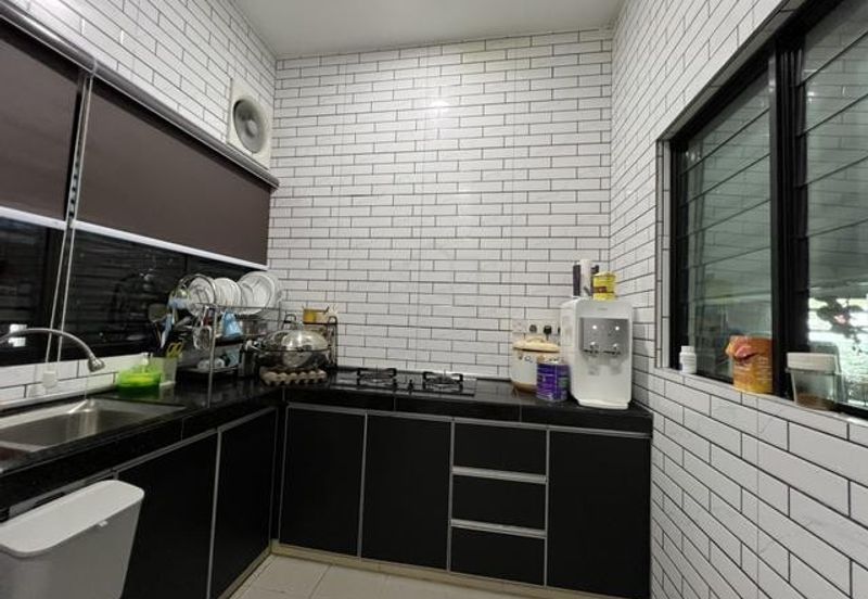 Laman Delfina @ Nilai Impian