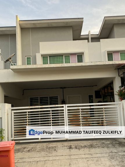 Partly Furnished Renovated 2 Storey Hijayu 3 Bandar Sri Sendayan Freehold, Negeri Sembilan, Siliau