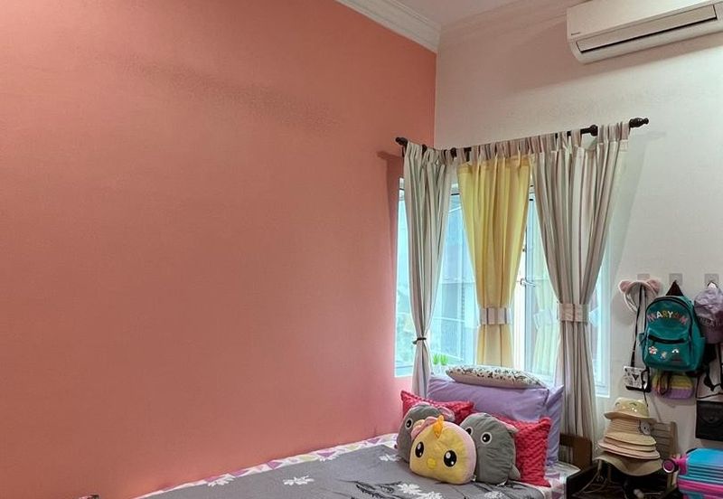 Kiara Court - Nilai Impian