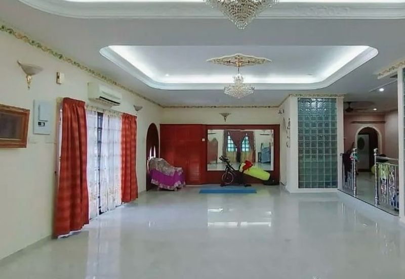 Bungalow 2 Storey Villa Sri Kundor Kg Kundur Hilir, Rembau Large Land Area