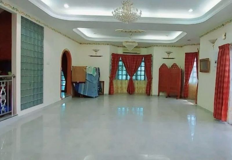 Bungalow 2 Storey Villa Sri Kundor Kg Kundur Hilir, Rembau Large Land Area