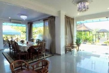 Bungalow 2 Storey Villa Sri Kundor Kg Kundur Hilir, Rembau Large Land Area