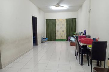 Residensi Warnasari 2