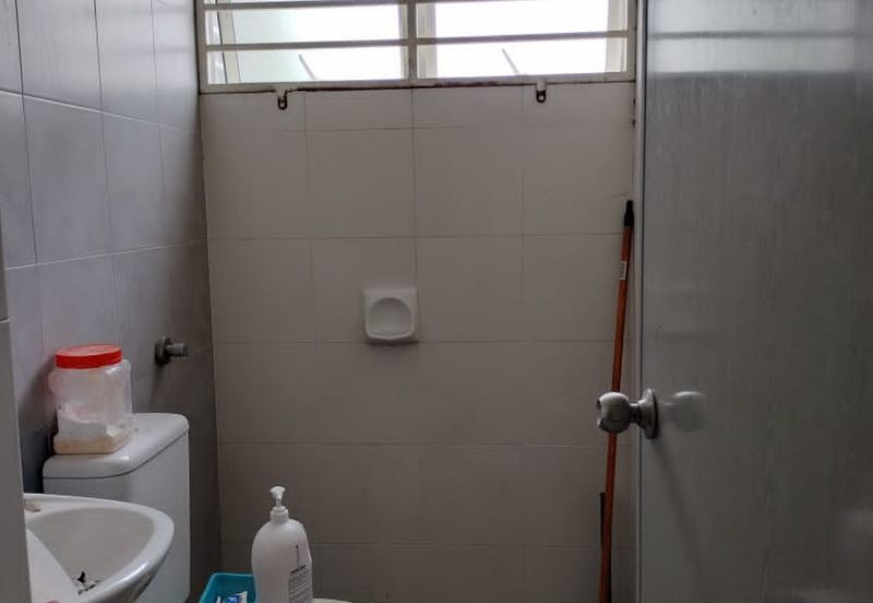 Residensi Warnasari 2