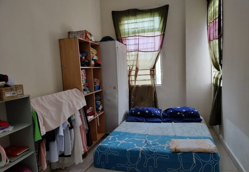 Residensi Warnasari 2