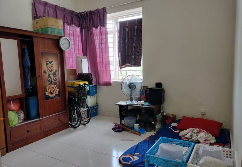 Residensi Warnasari 2