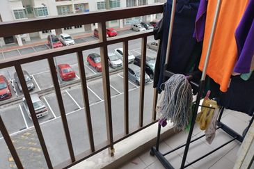 Residensi Warnasari 2