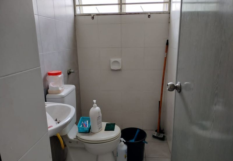 Residensi Warnasari 2