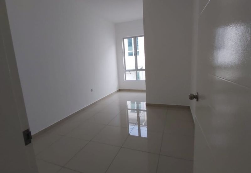 TIARA SENDAYAN (PRECINT 3)