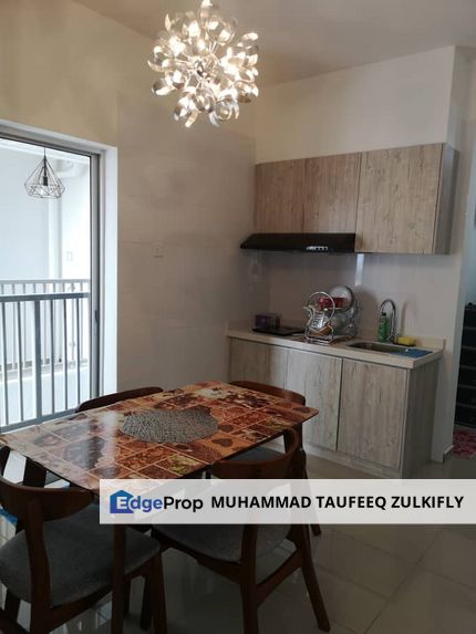 Non Bumi Lot Fully Furnished The Edge Residen, USJ 1, Subang Jaya, Selangor, USJ