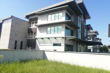 Bukit Jelutong Industrial Park