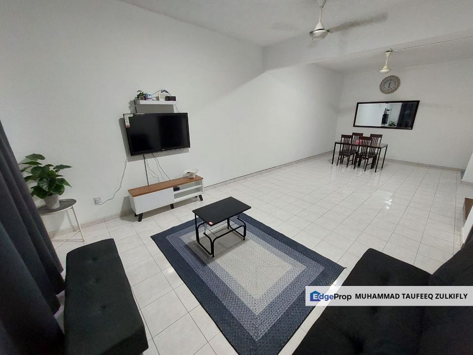 Freehold Central Park Seremban 2, Bumi Lot Fully Furnished House, Negeri Sembilan, Seremban