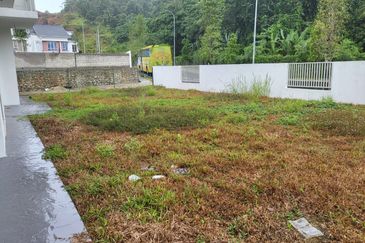 TIARA SENDAYAN (PRESINT 5)