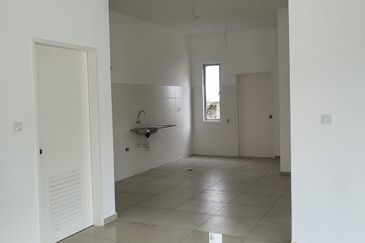 TIARA SENDAYAN (PRESINT 5)