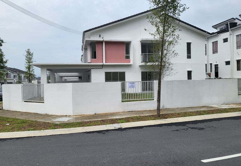 TIARA SENDAYAN (PRESINT 5)