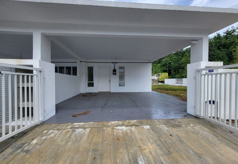 TIARA SENDAYAN (PRESINT 5)