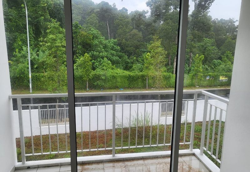 TIARA SENDAYAN (PRESINT 5)