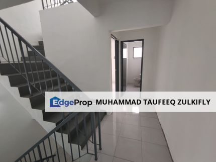 Refurbished New 3 Storey House, Seksyen 25 Shah Alam, Taman Sri Muda, Selangor, Shah Alam