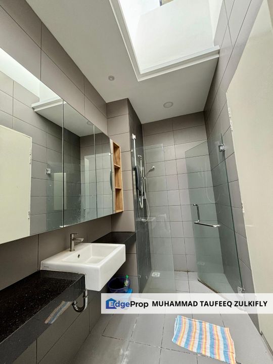 Fully Furnished N'Dira Townhouse @ 16 Sierra Puchong, Vacant & Ready Move In, Selangor, Puchong South