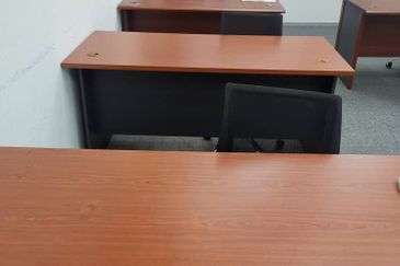 FULLY FURNISHED OFFICE UNIT | Bandar Puteri Puchong, Walking Distance LRT