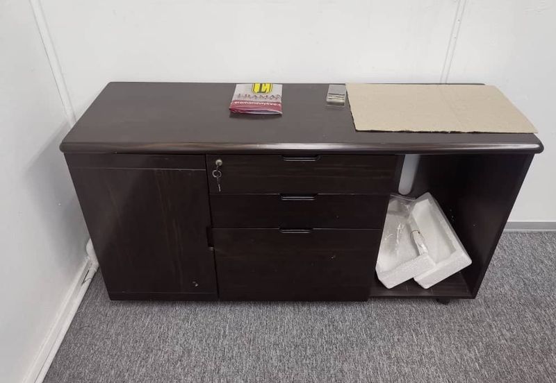 FULLY FURNISHED OFFICE UNIT | Bandar Puteri Puchong, Walking Distance LRT