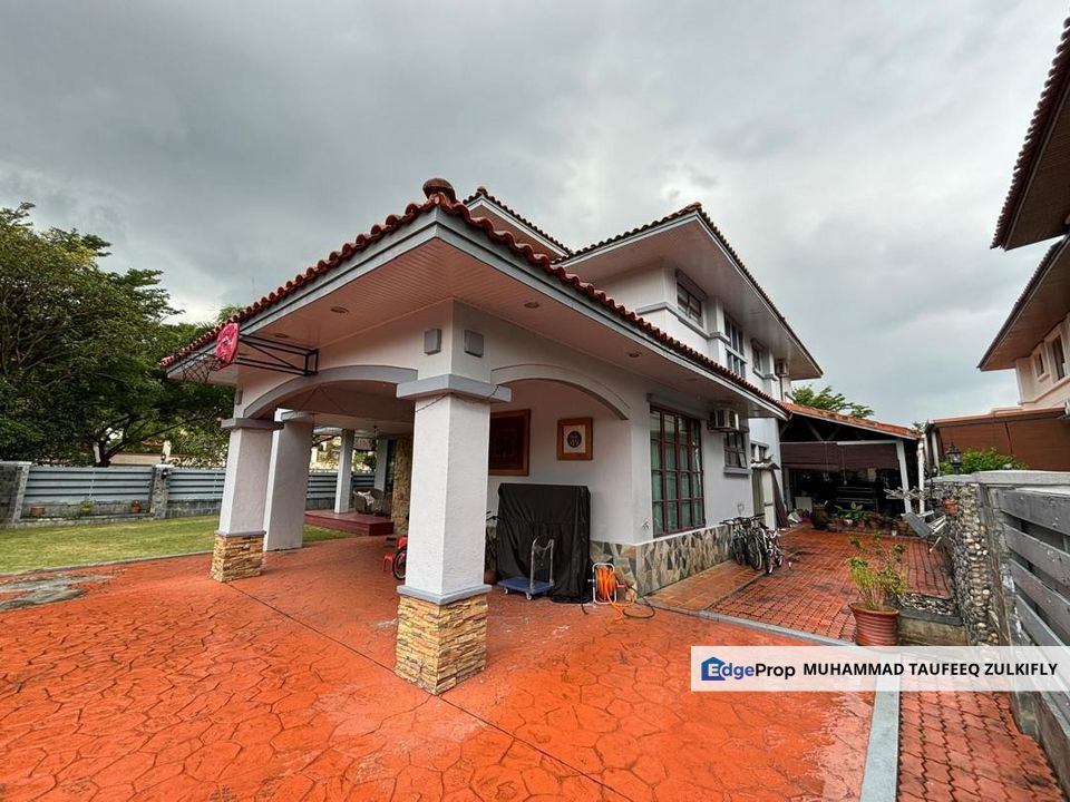 FULLY FURNISHED Bungalow With Swimming Pool, Huge Land Area, Ara Damansara, Selangor, Ara Damansara