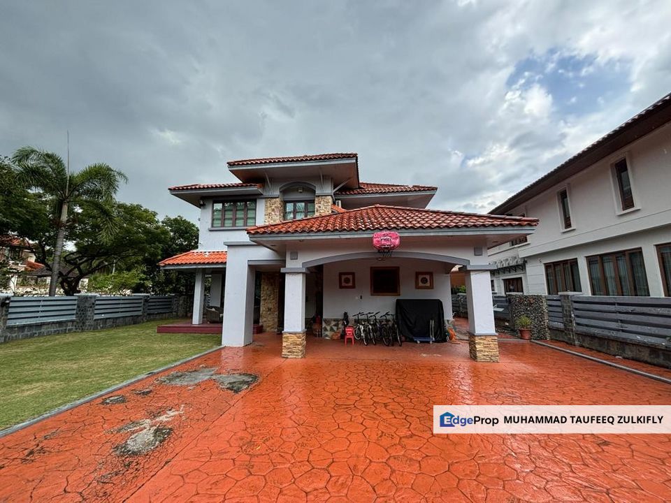FULLY FURNISHED Bungalow With Swimming Pool, Huge Land Area, Ara Damansara, Selangor, Ara Damansara