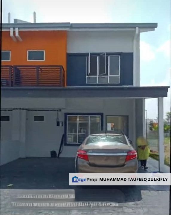 CORNER UNIT PARTIAL FURNISHED 2 Storey Terrace Ritma Perdana