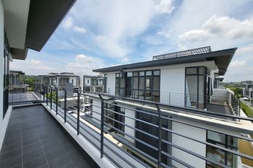 Senna Residence Presint 12