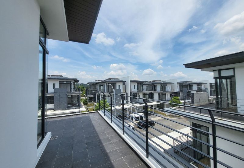 Senna Residence Presint 12