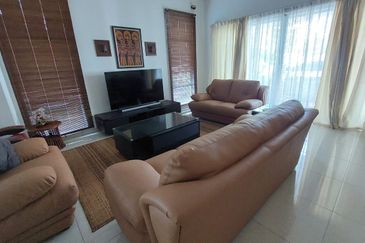 Perdana Lakeview East