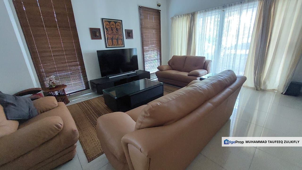 FREEHOLD | NON BUMI LOT | 2 Storey Semi D Perdana Lakeview East, Cyberjaya, Selangor, Cyberjaya