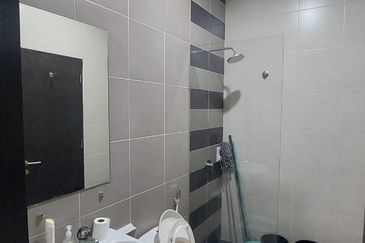 Perdana Lakeview East