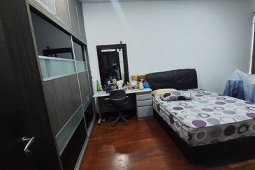 Perdana Lakeview East