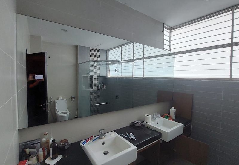 Perdana Lakeview East