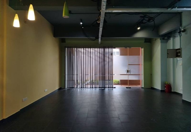 Ritze Perdana Business Center