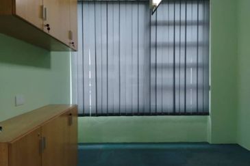 Ritze Perdana Business Center