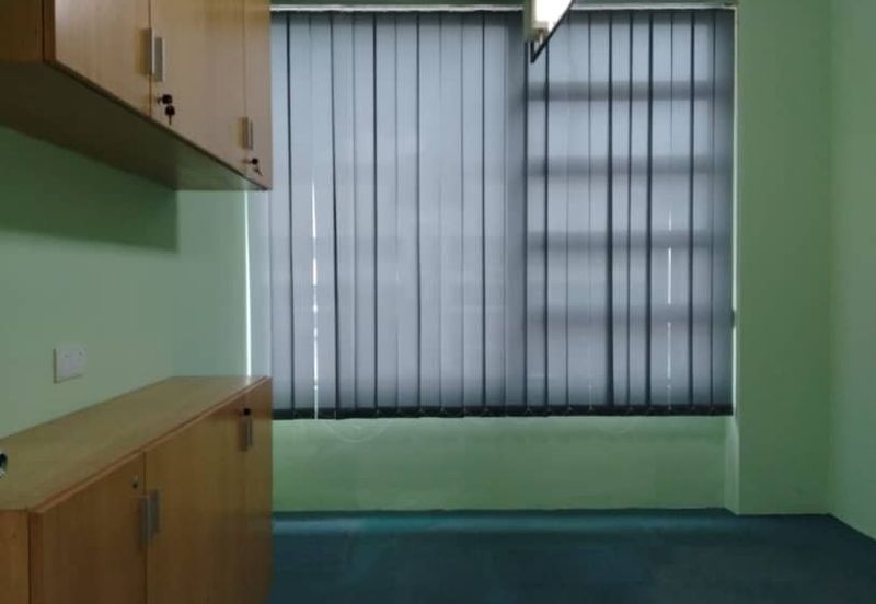 Ritze Perdana Business Center