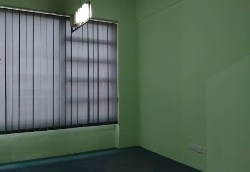 Ritze Perdana Business Center