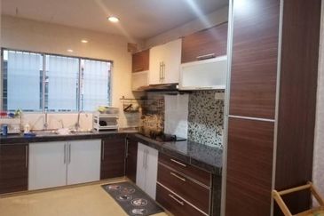 Jalan Spektrum U16 @ Taman Bukit Subang