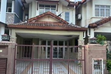 Jalan Spektrum U16 @ Taman Bukit Subang