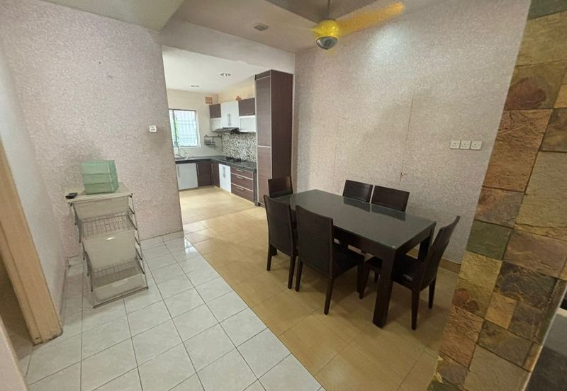 Jalan Spektrum U16 @ Taman Bukit Subang